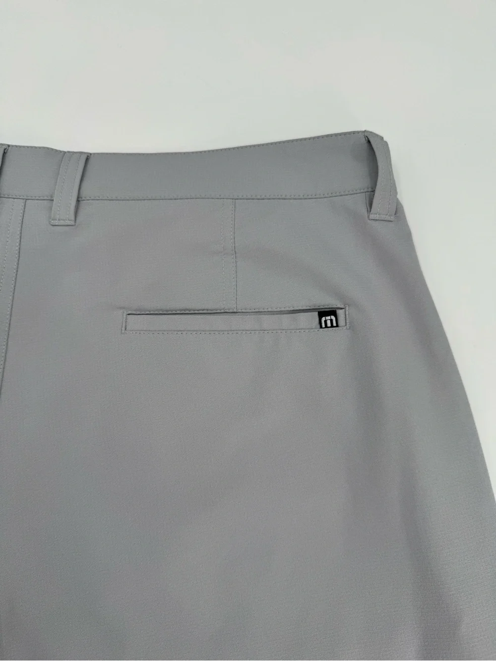 TravisMathew Men’s Golf Shorts Gray Size 36 Stretch 88% Polyester 12% Elastane